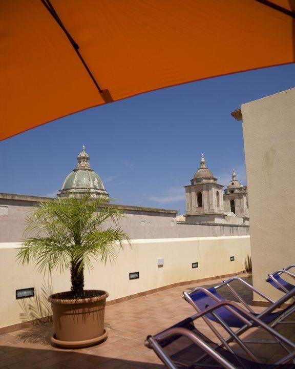 Aparthotel Palazzo Dei Corsari Trapani Zewnętrze zdjęcie